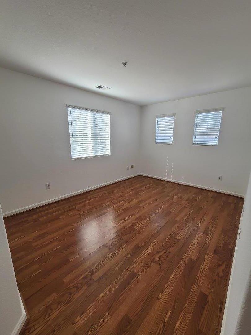 Detail Gallery Image 12 of 16 For Carter Ave, Newark,  CA 94560 - 3 Beds | 2/1 Baths