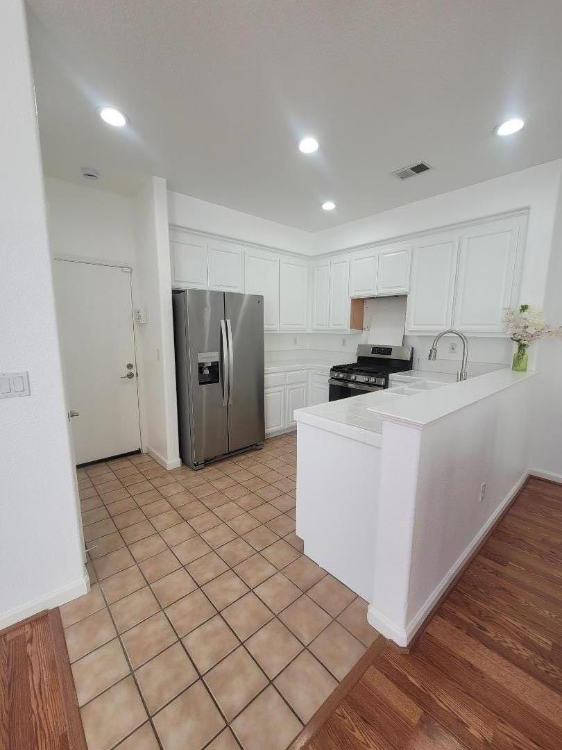 Detail Gallery Image 24 of 31 For 7350 Carter Ave, Newark,  CA 94560 - 3 Beds | 2/1 Baths