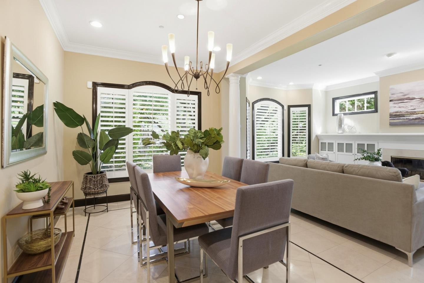 Detail Gallery Image 16 of 47 For 2060 Bunker Hill Dr, San Mateo,  CA 94402 - 4 Beds | 3 Baths