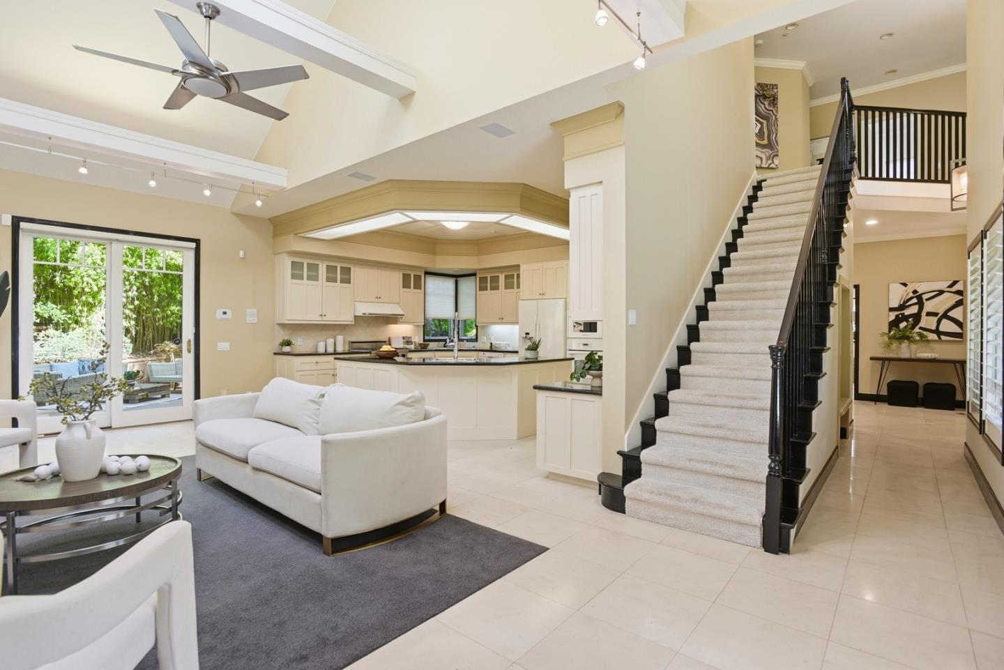 Detail Gallery Image 20 of 47 For 2060 Bunker Hill Dr, San Mateo,  CA 94402 - 4 Beds | 3 Baths