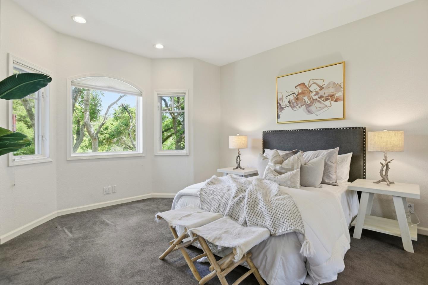 Detail Gallery Image 29 of 47 For 2060 Bunker Hill Dr, San Mateo,  CA 94402 - 4 Beds | 3 Baths