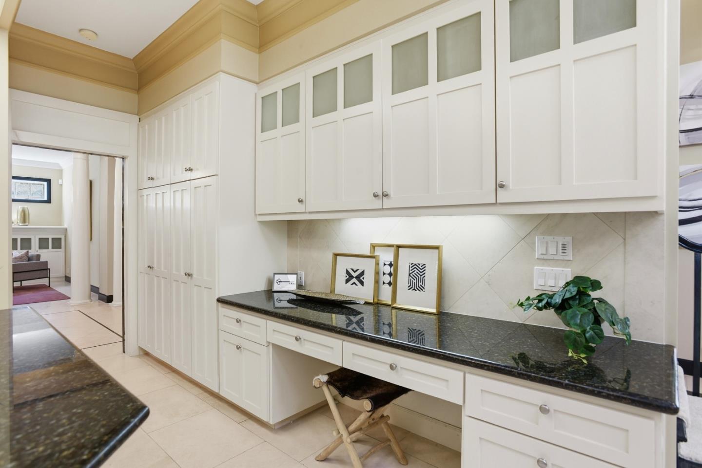 Detail Gallery Image 40 of 47 For 2060 Bunker Hill Dr, San Mateo,  CA 94402 - 4 Beds | 3 Baths