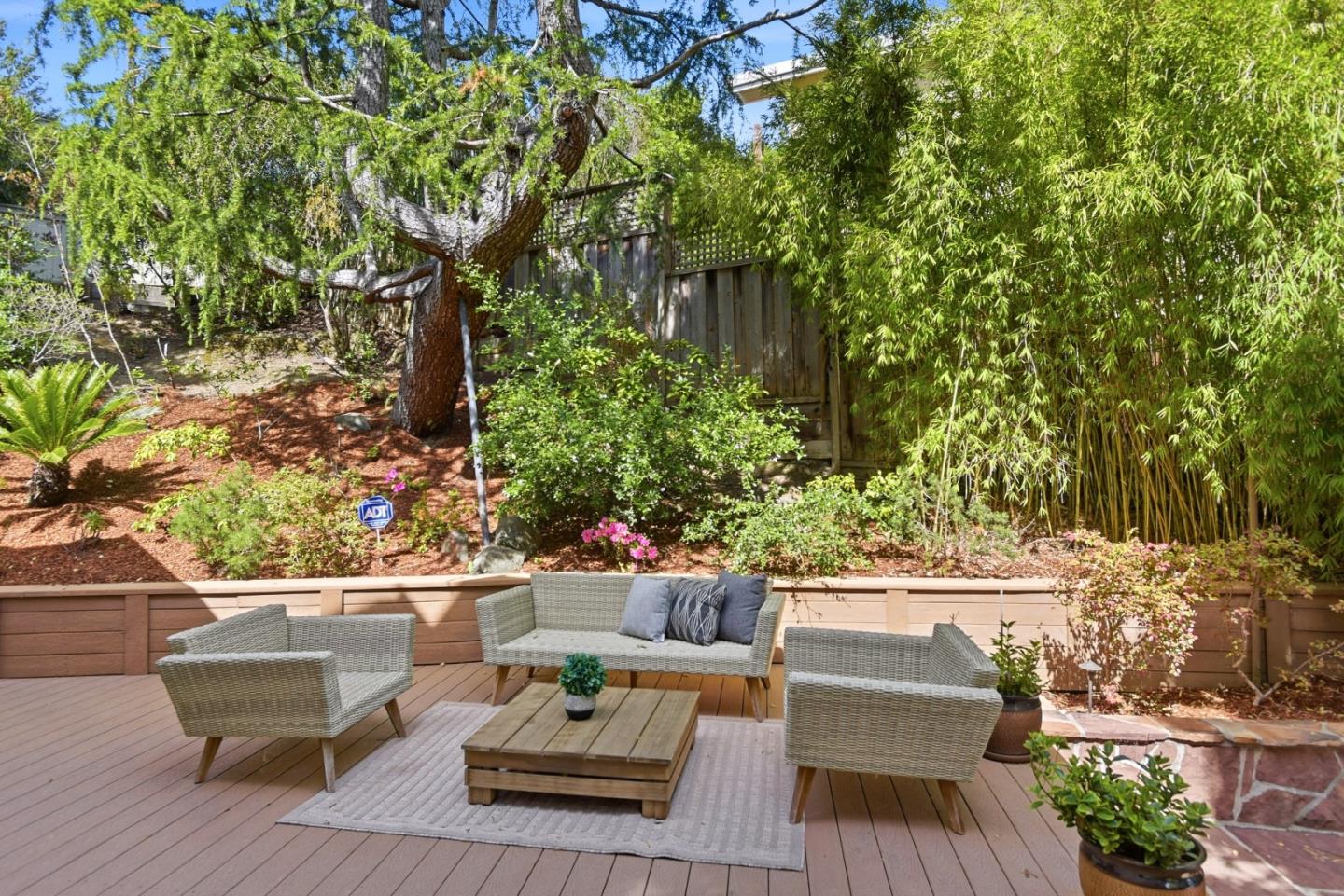 Detail Gallery Image 43 of 47 For 2060 Bunker Hill Dr, San Mateo,  CA 94402 - 4 Beds | 3 Baths