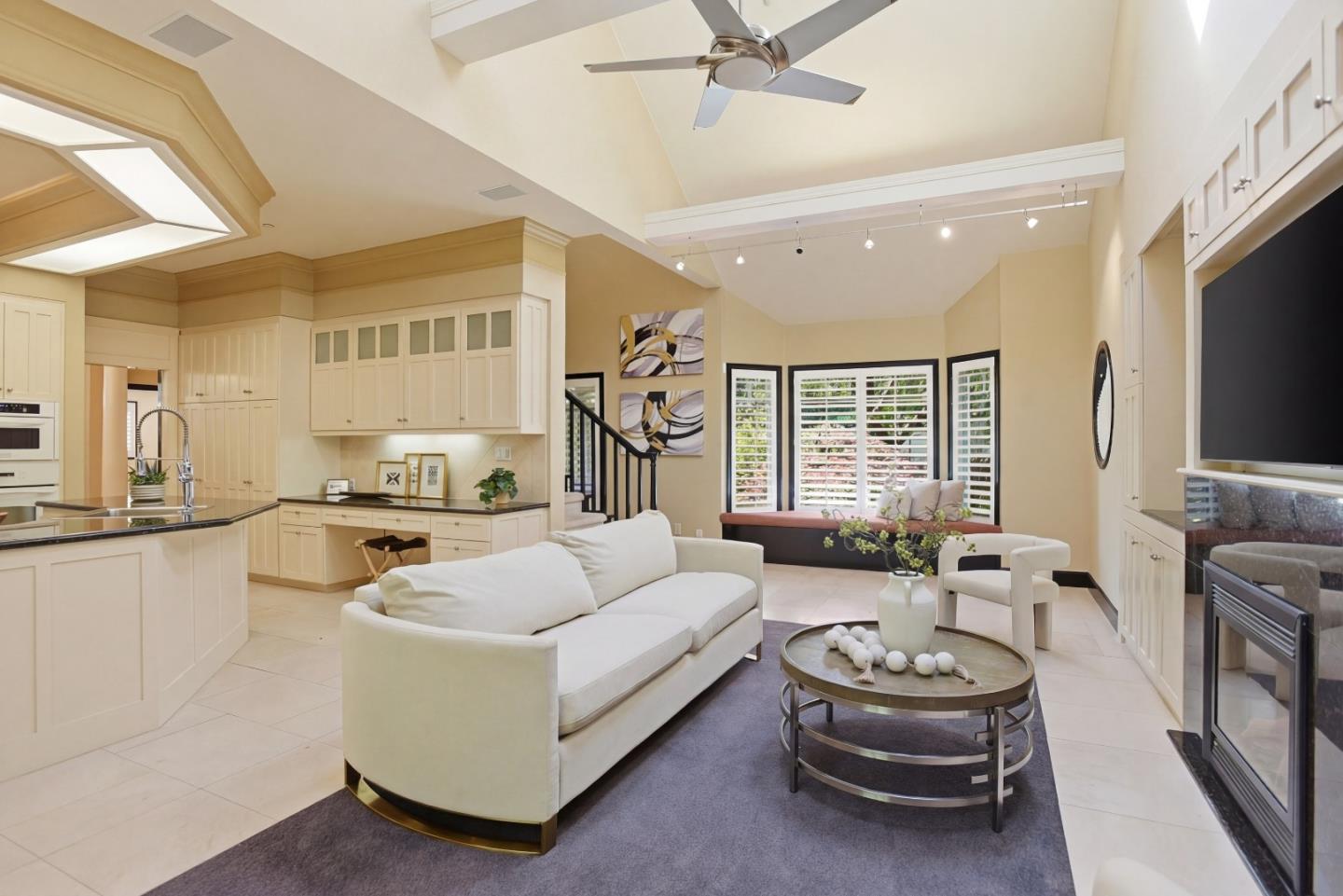 Detail Gallery Image 9 of 47 For 2060 Bunker Hill Dr, San Mateo,  CA 94402 - 4 Beds | 3 Baths