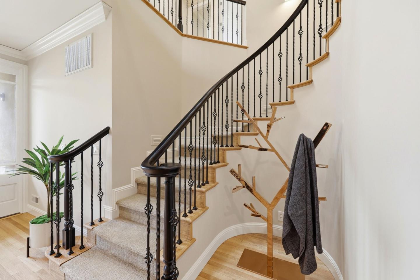 Detail Gallery Image 22 of 67 For 606 Highland Ave, Half Moon Bay,  CA 94019 - 4 Beds | 3 Baths