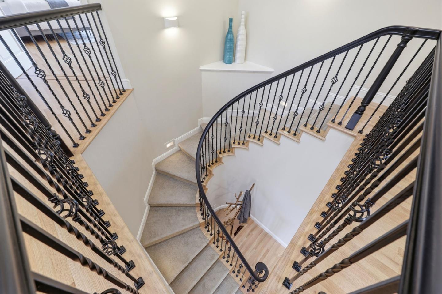 Detail Gallery Image 23 of 67 For 606 Highland Ave, Half Moon Bay,  CA 94019 - 4 Beds | 3 Baths