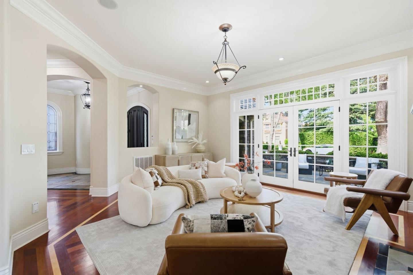 Detail Gallery Image 12 of 83 For 1826 Waverley St, Palo Alto,  CA 94301 - 4 Beds | 4 Baths