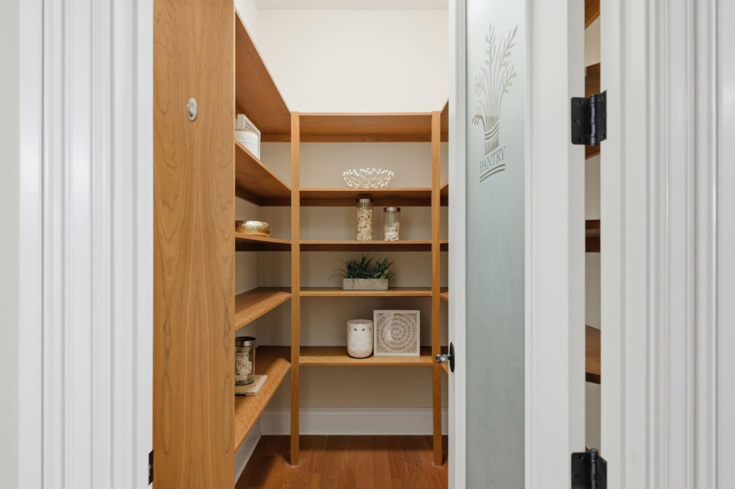 Detail Gallery Image 27 of 83 For 1826 Waverley St, Palo Alto,  CA 94301 - 4 Beds | 4 Baths