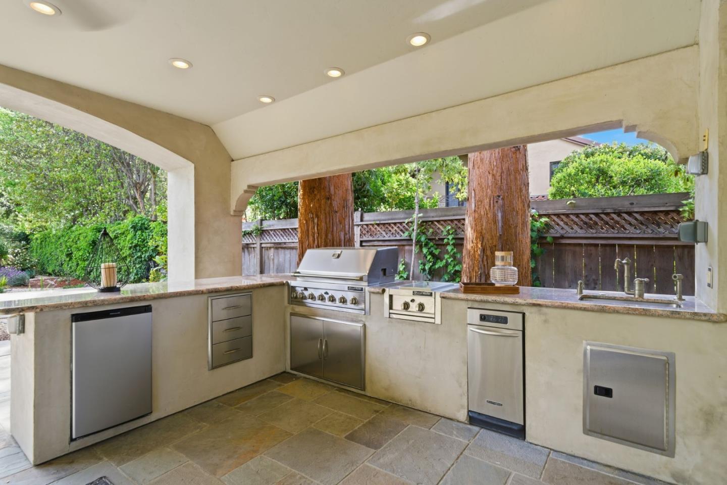 Detail Gallery Image 65 of 83 For 1826 Waverley St, Palo Alto,  CA 94301 - 4 Beds | 4 Baths