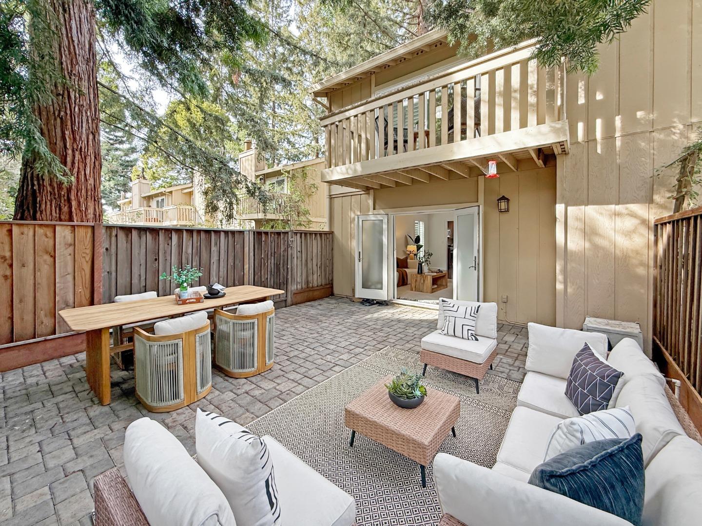 Detail Gallery Image 17 of 44 For 201 Flynn Ave #13,  Mountain View,  CA 94043 - 2 Beds | 1/1 Baths