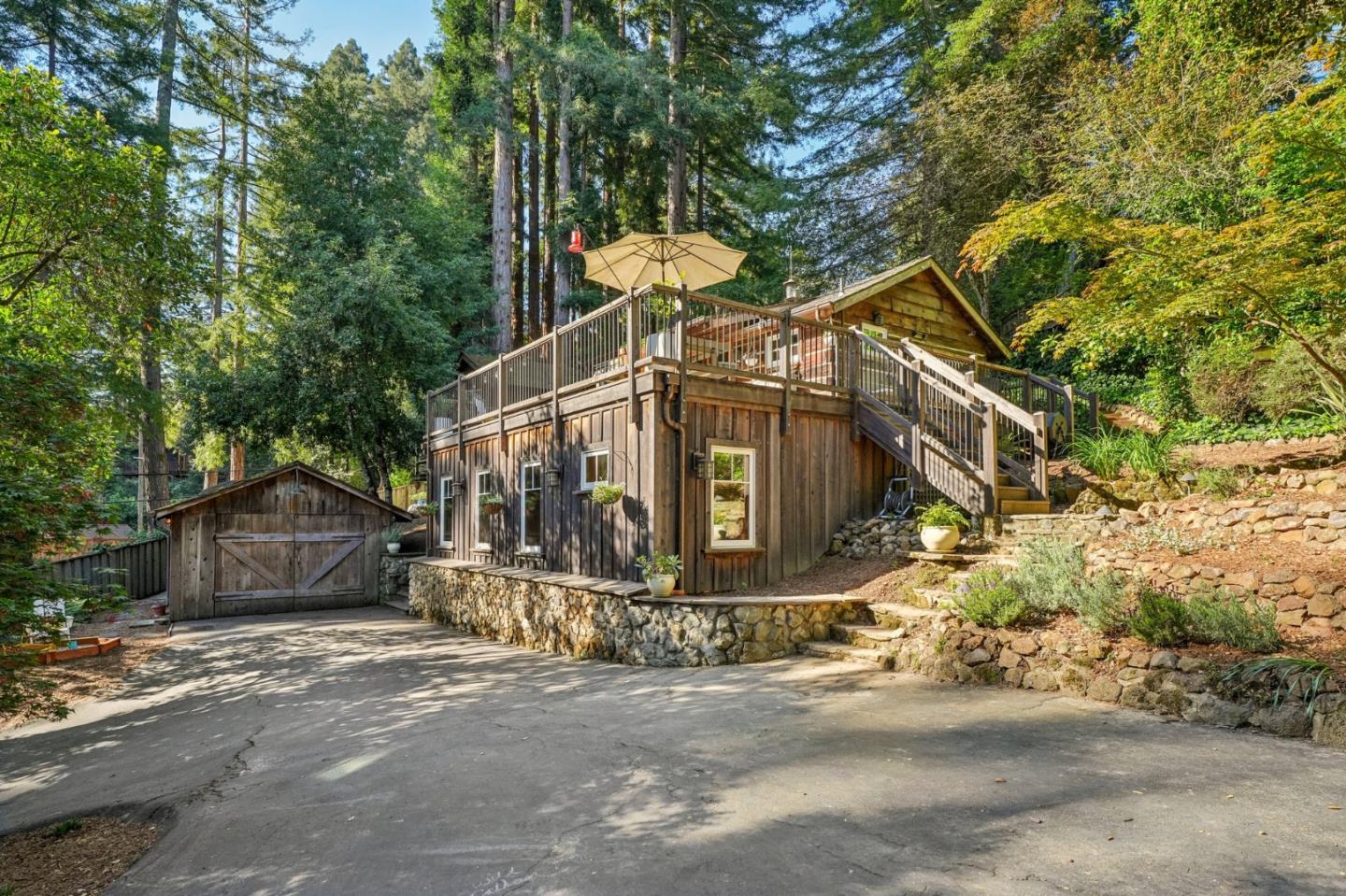 Detail Gallery Image 3 of 62 For 252 Blakewood Way, Redwood City,  CA 94062 - 3 Beds | 2 Baths