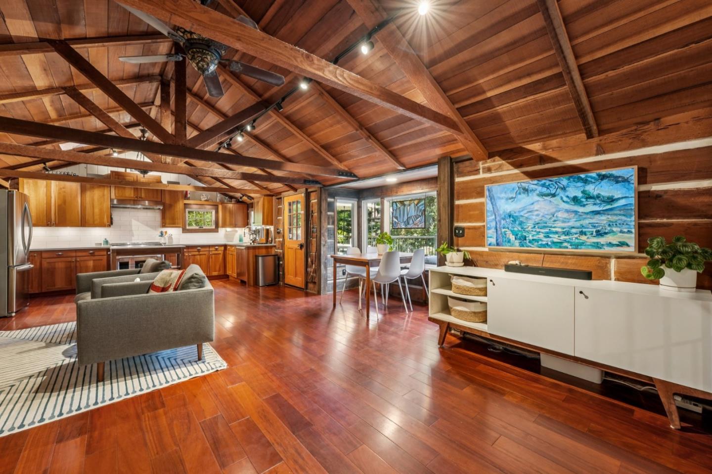 Detail Gallery Image 33 of 62 For 252 Blakewood Way, Redwood City,  CA 94062 - 3 Beds | 2 Baths