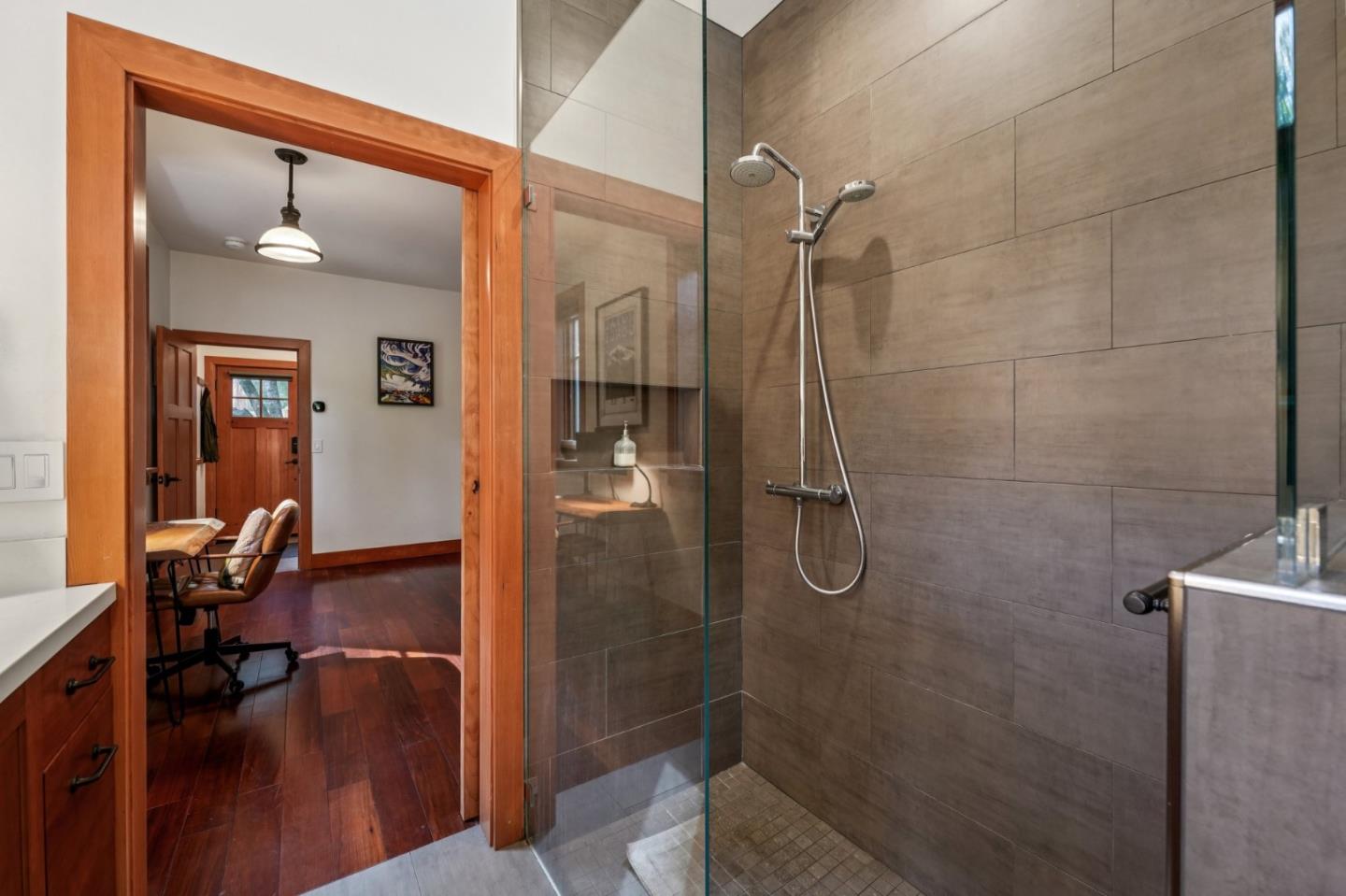 Detail Gallery Image 43 of 62 For 252 Blakewood Way, Redwood City,  CA 94062 - 3 Beds | 2 Baths