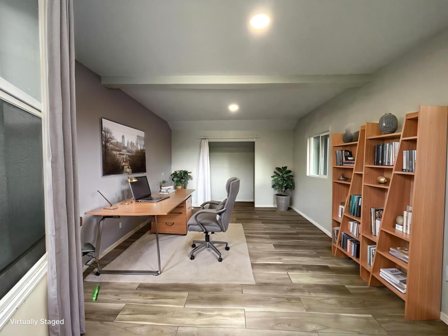 Detail Gallery Image 15 of 18 For 46 Amherst Ave, Menlo Park,  CA 94025 - 2 Beds | 1 Baths