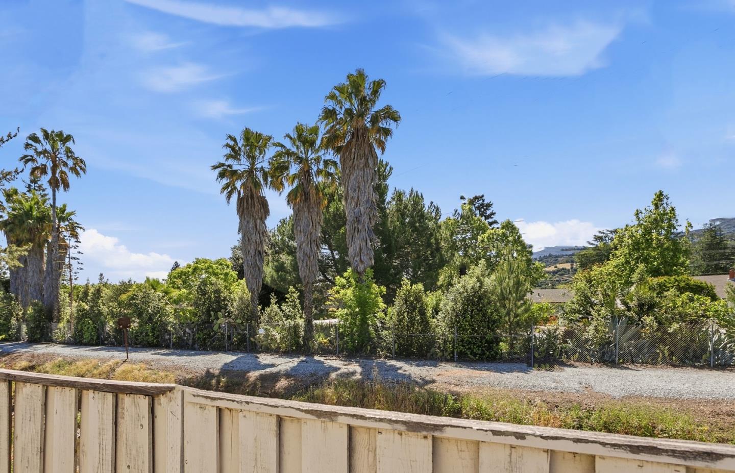 Detail Gallery Image 25 of 29 For 2160 Rosswood Dr, San Jose,  CA 95124 - 5 Beds | 3/1 Baths