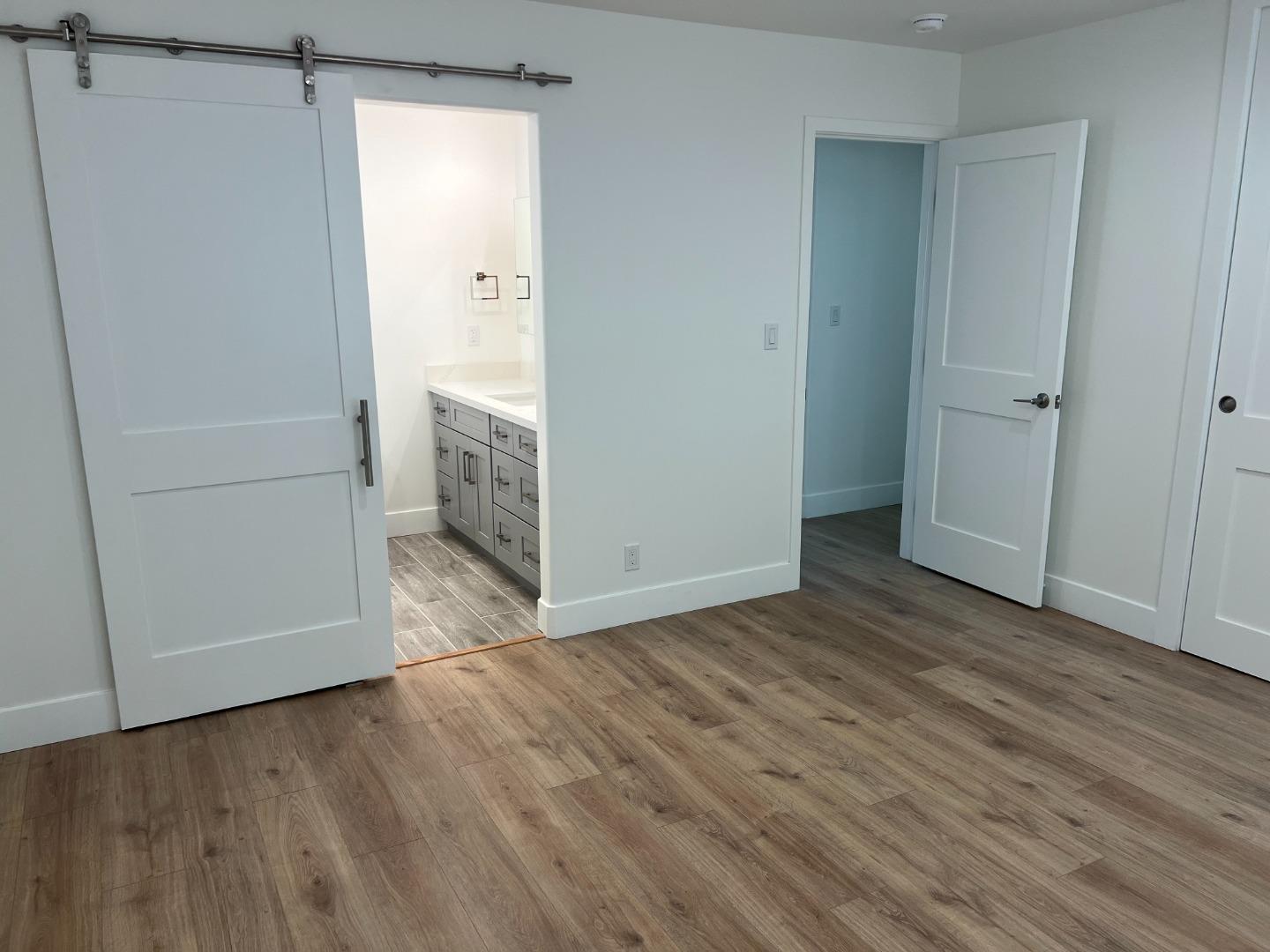 Detail Gallery Image 5 of 9 For 875 Tierra Alta St, Moss Beach,  CA 94038 - 4 Beds | 2 Baths