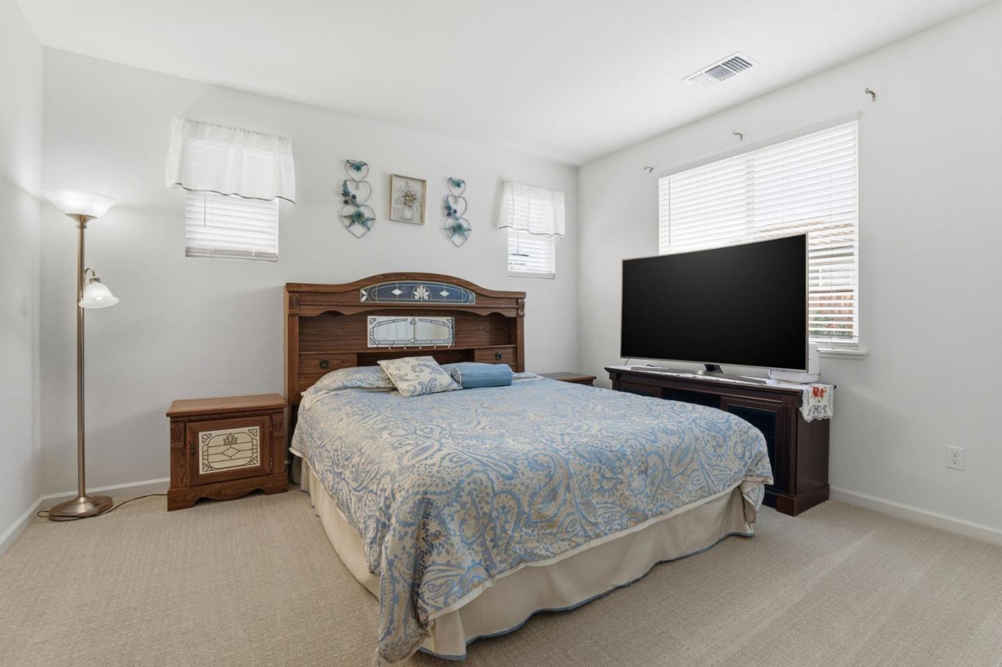 Detail Gallery Image 27 of 65 For 805 Klamath Way, Hollister,  CA 95023 - 4 Beds | 3 Baths