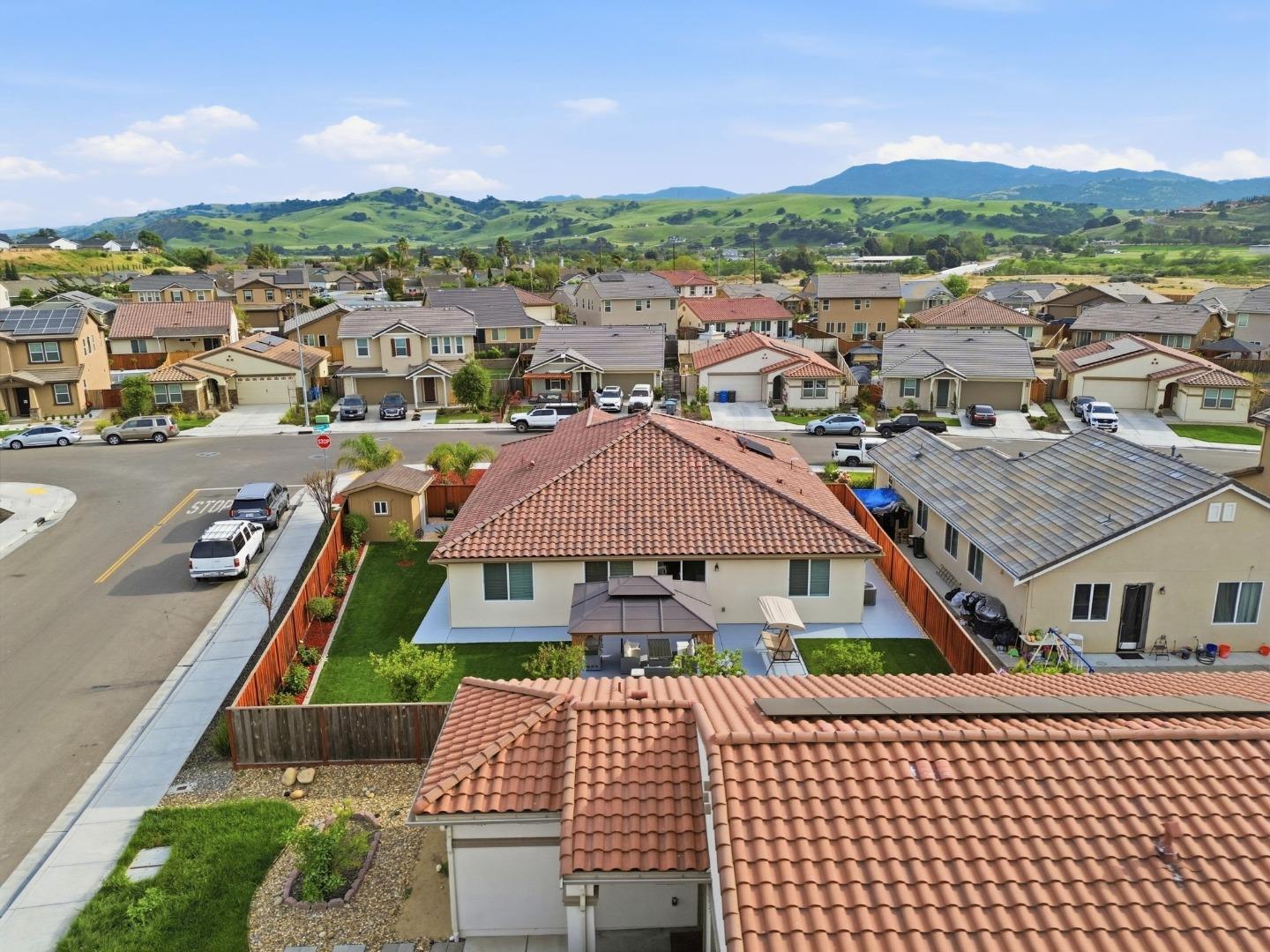 Detail Gallery Image 48 of 65 For 805 Klamath Way, Hollister,  CA 95023 - 4 Beds | 3 Baths