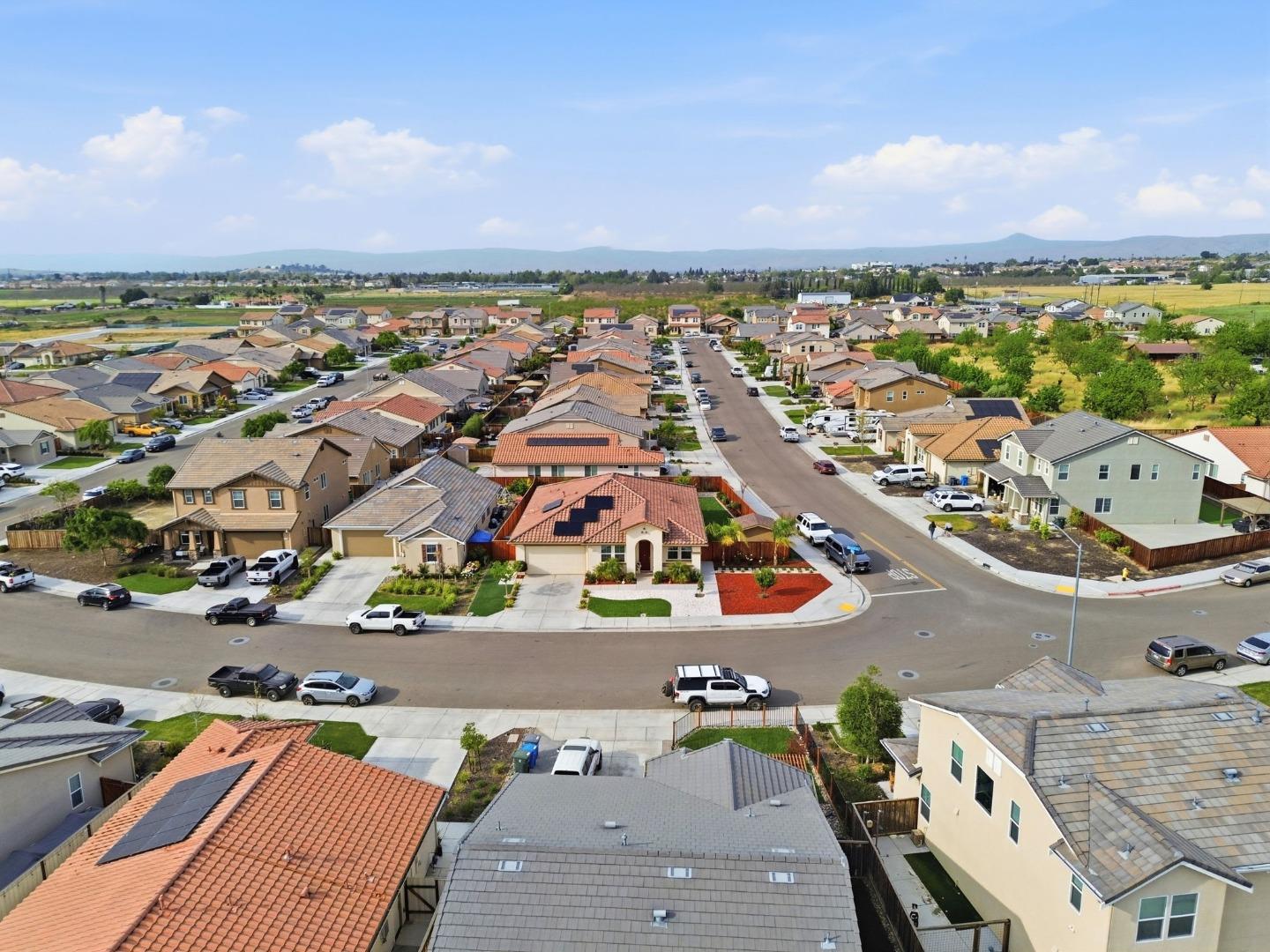 Detail Gallery Image 54 of 65 For 805 Klamath Way, Hollister,  CA 95023 - 4 Beds | 3 Baths