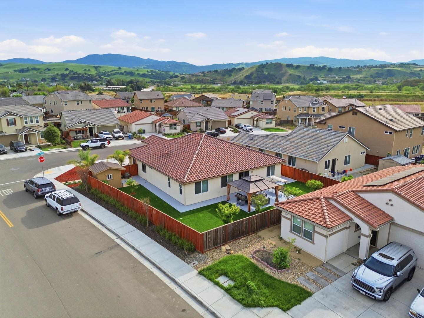 Detail Gallery Image 59 of 65 For 805 Klamath Way, Hollister,  CA 95023 - 4 Beds | 3 Baths