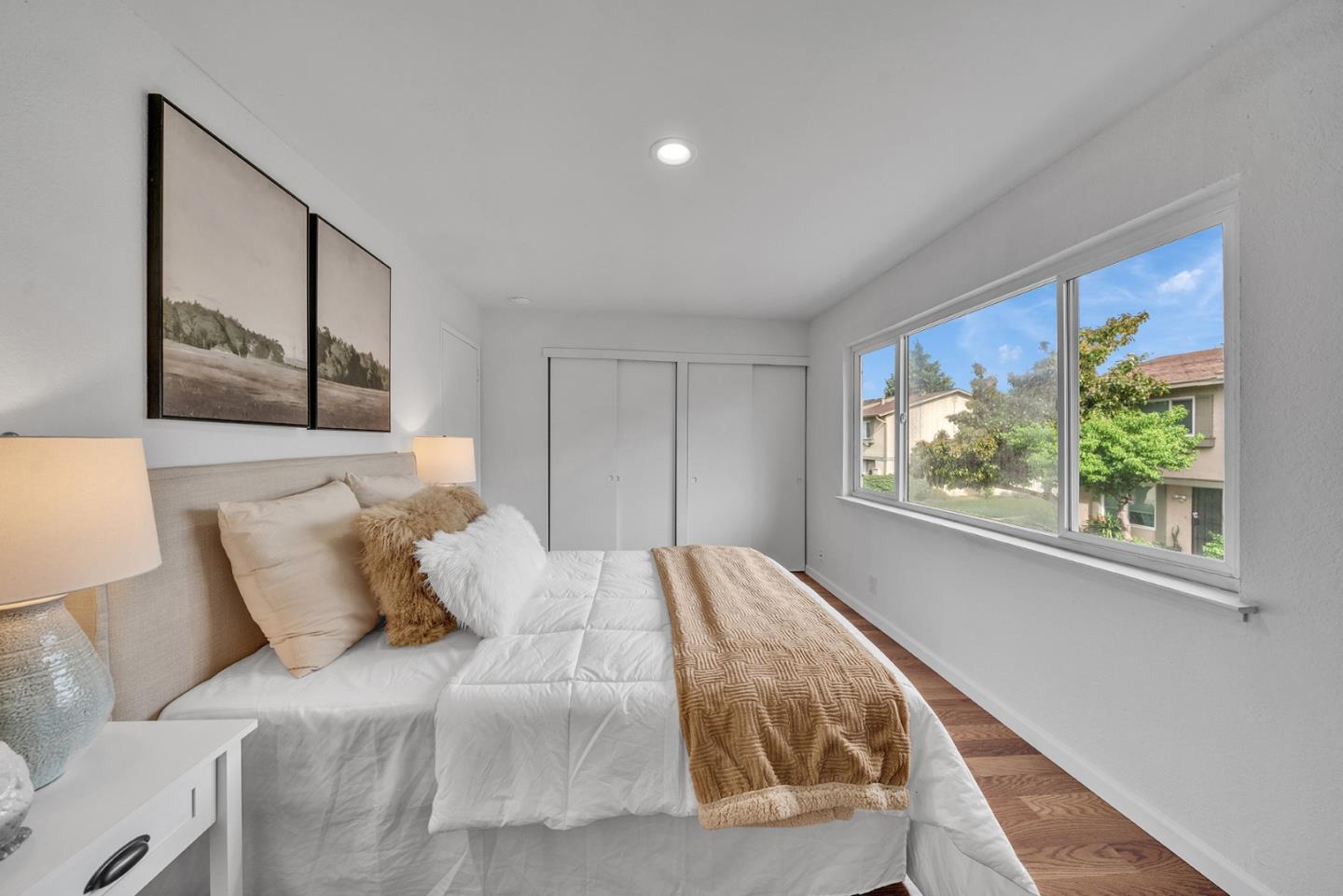 Detail Gallery Image 9 of 20 For 570 Crabapple Way, San Jose,  CA 95111 - 3 Beds | 1/1 Baths