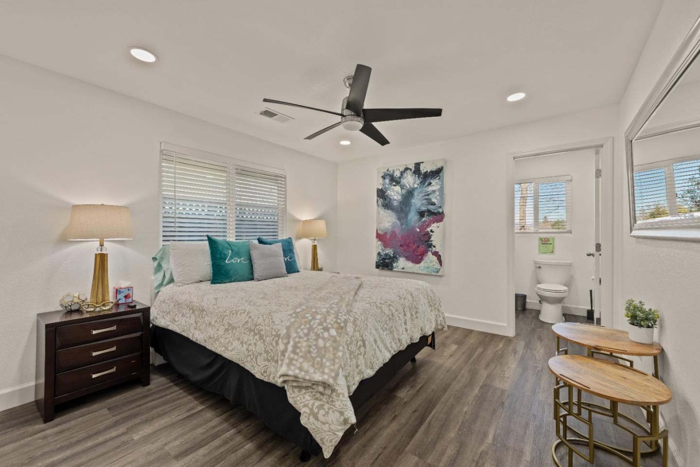 Detail Gallery Image 16 of 44 For 2180 Patton Ave, Napa,  CA 94559 - 4 Beds | 4 Baths