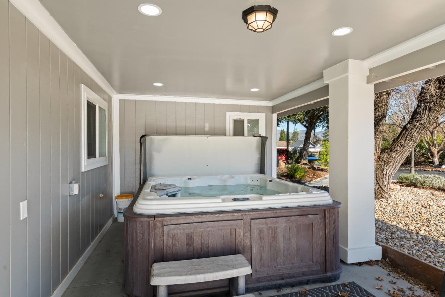 Detail Gallery Image 21 of 44 For 2180 Patton Ave, Napa,  CA 94559 - 4 Beds | 4 Baths