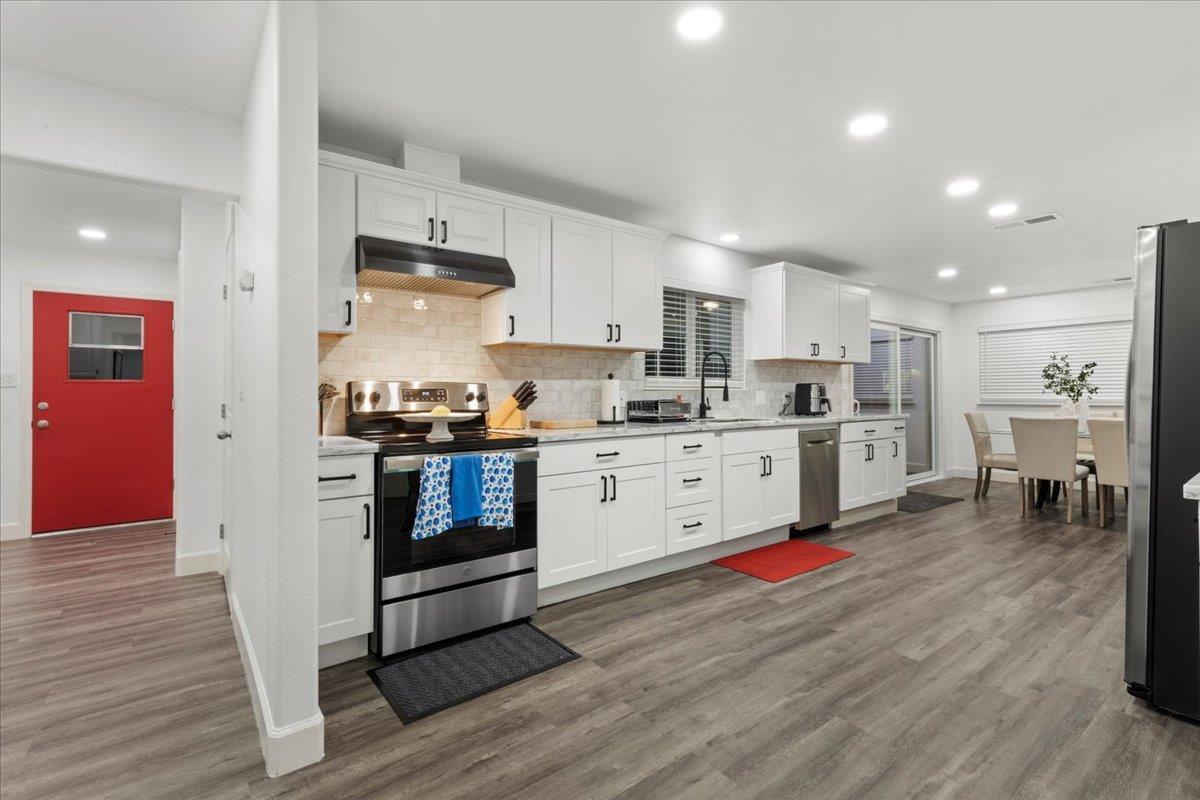 Detail Gallery Image 40 of 44 For 2180 Patton Ave, Napa,  CA 94559 - 4 Beds | 4 Baths