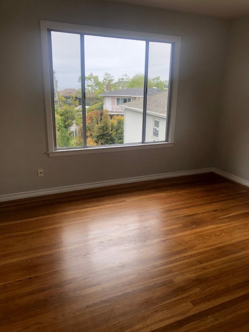 Detail Gallery Image 33 of 49 For 130 El Bonito Way, Millbrae,  CA 94030 - 4 Beds | 2/1 Baths