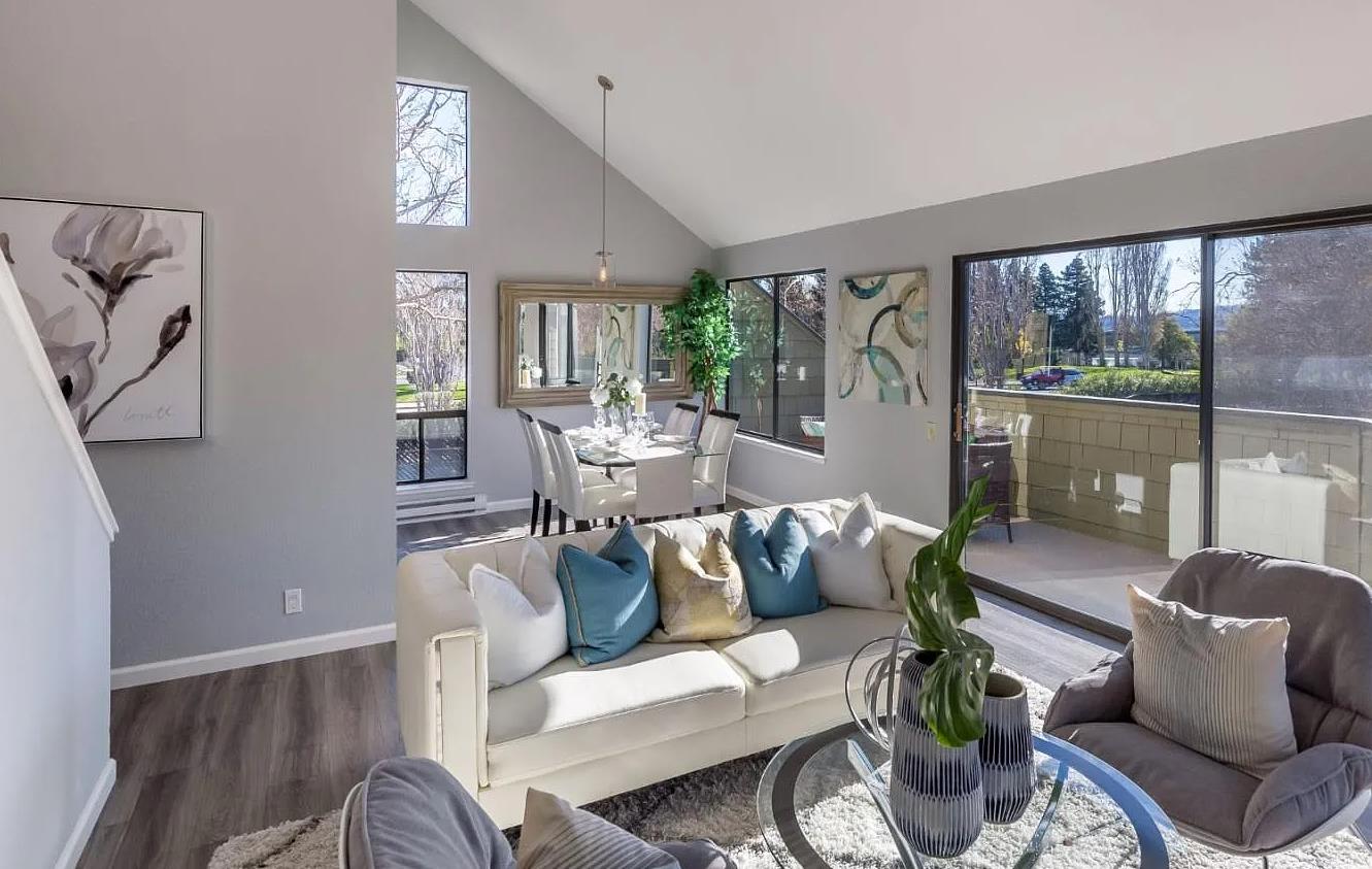 Detail Gallery Image 5 of 19 For 1157 Shoreline, San Mateo,  CA 94404 - 1 Beds | 1/1 Baths