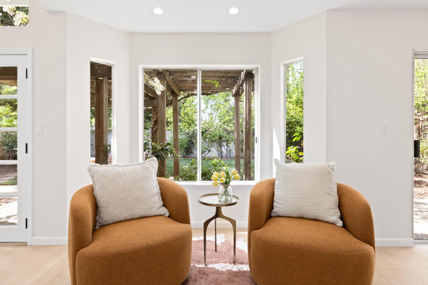 Detail Gallery Image 16 of 53 For 928 Knightsbridge Ln, Redwood City,  CA 94061 - 3 Beds | 2/1 Baths