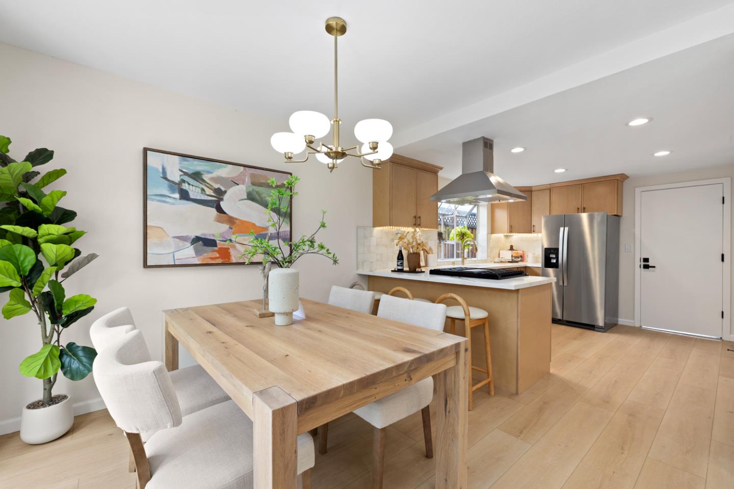 Detail Gallery Image 18 of 53 For 928 Knightsbridge Ln, Redwood City,  CA 94061 - 3 Beds | 2/1 Baths