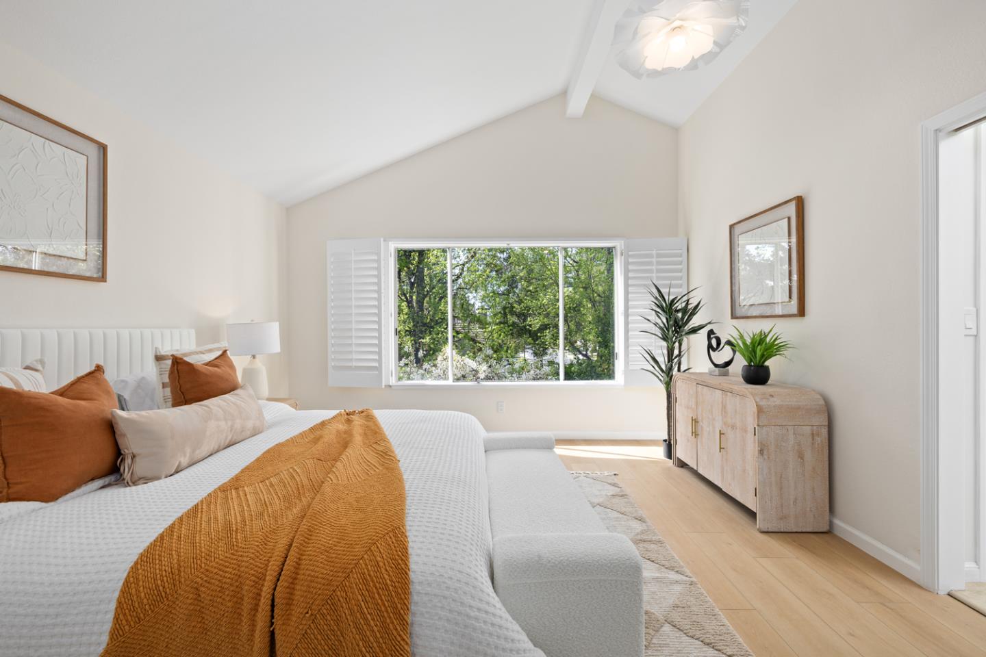 Detail Gallery Image 33 of 53 For 928 Knightsbridge Ln, Redwood City,  CA 94061 - 3 Beds | 2/1 Baths