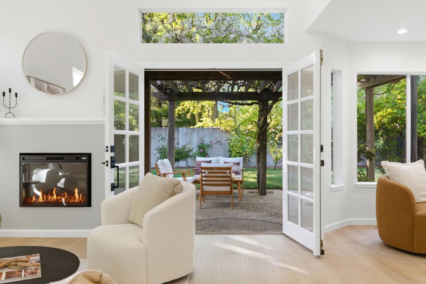 Detail Gallery Image 40 of 53 For 928 Knightsbridge Ln, Redwood City,  CA 94061 - 3 Beds | 2/1 Baths