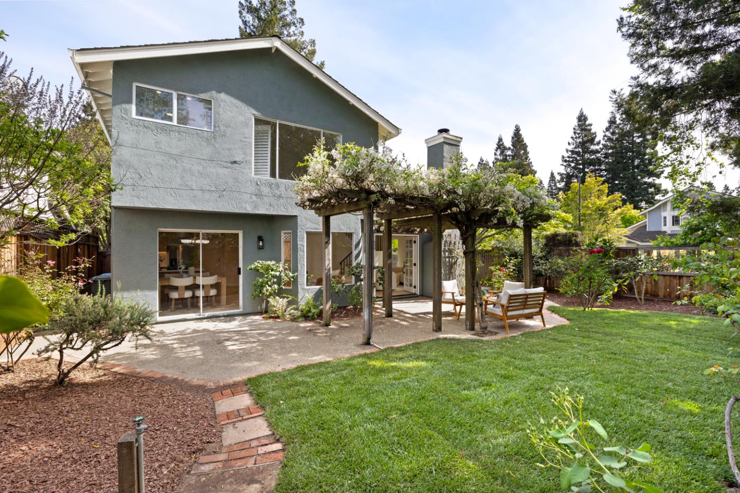 Detail Gallery Image 45 of 53 For 928 Knightsbridge Ln, Redwood City,  CA 94061 - 3 Beds | 2/1 Baths