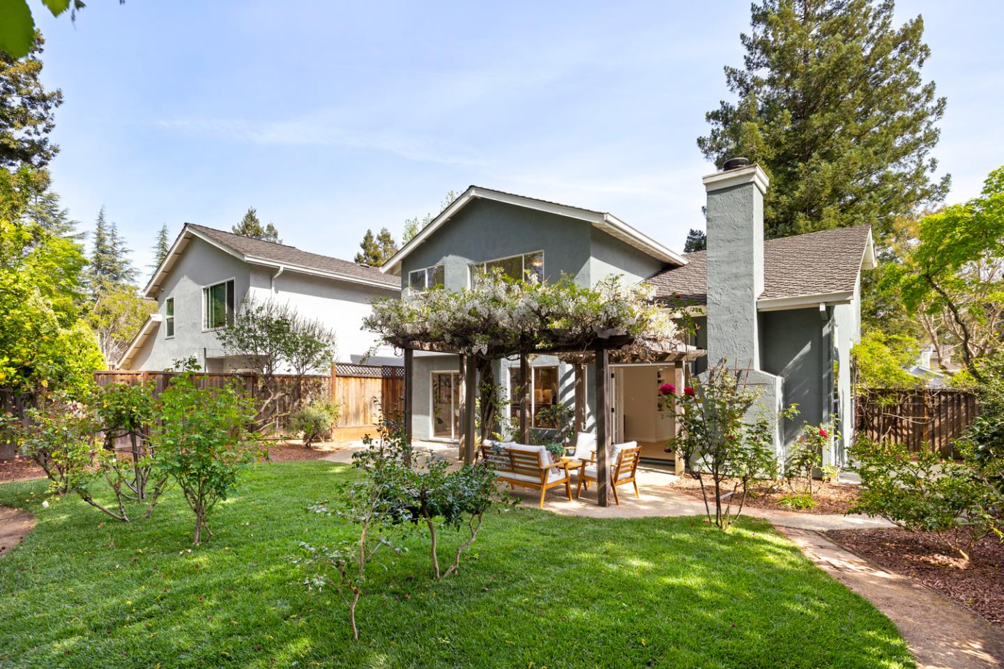 Detail Gallery Image 46 of 53 For 928 Knightsbridge Ln, Redwood City,  CA 94061 - 3 Beds | 2/1 Baths