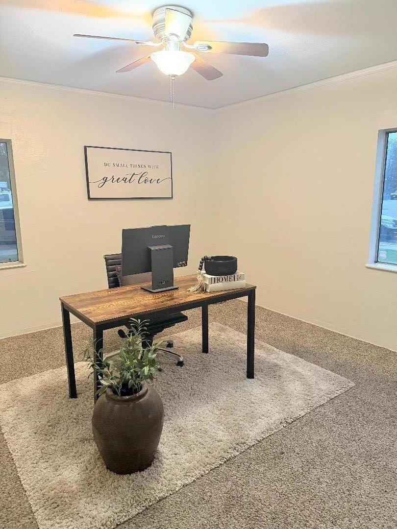 Detail Gallery Image 5 of 6 For 440 W 7th St, Gilroy,  CA 95020 - 3 Beds | 2 Baths