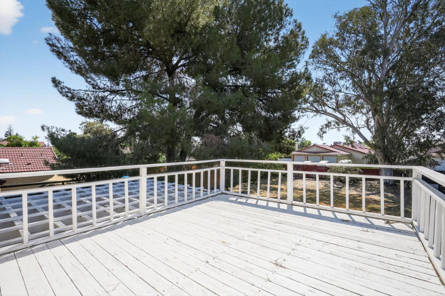 Detail Gallery Image 5 of 15 For 4505 Gardenwood Ln, Bakersfield,  CA 93309 - 3 Beds | 2/1 Baths