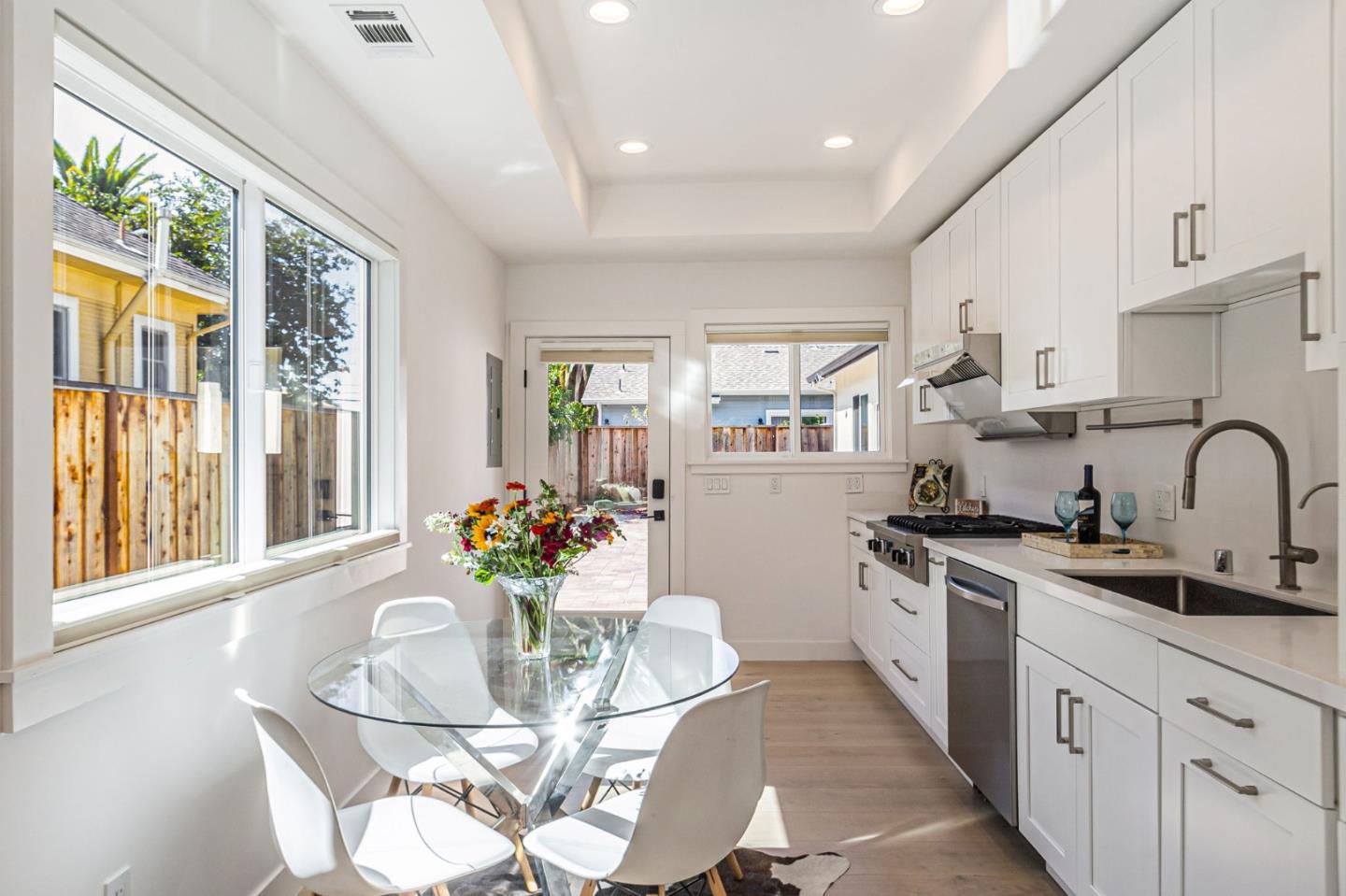 Detail Gallery Image 16 of 28 For 225 S Mathilda Ave, Sunnyvale,  CA 94086 - 3 Beds | 2 Baths