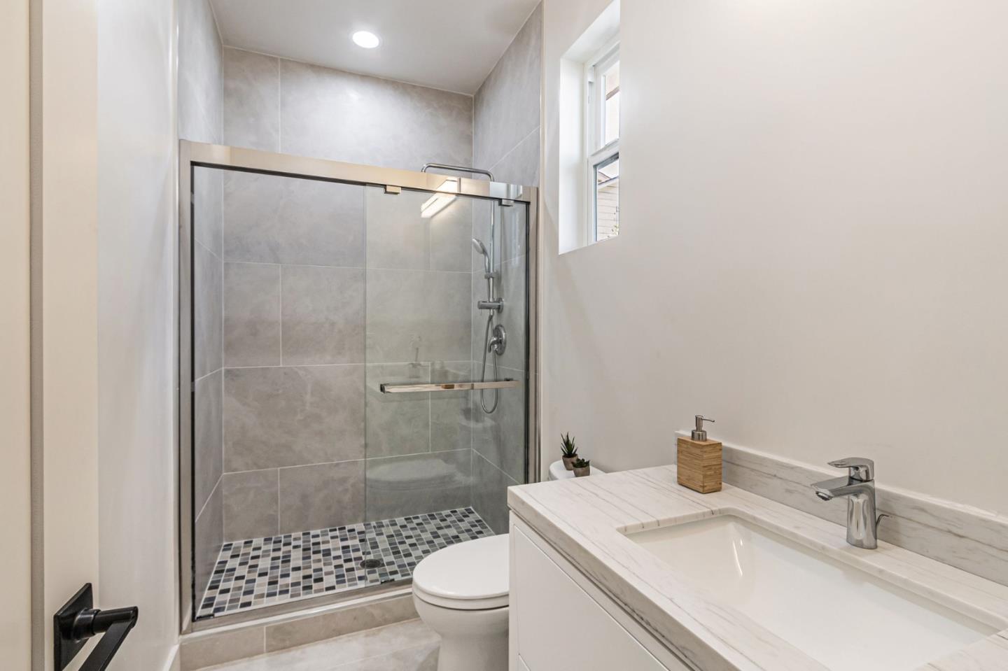 Detail Gallery Image 23 of 28 For 225 S Mathilda Ave, Sunnyvale,  CA 94086 - 3 Beds | 2 Baths