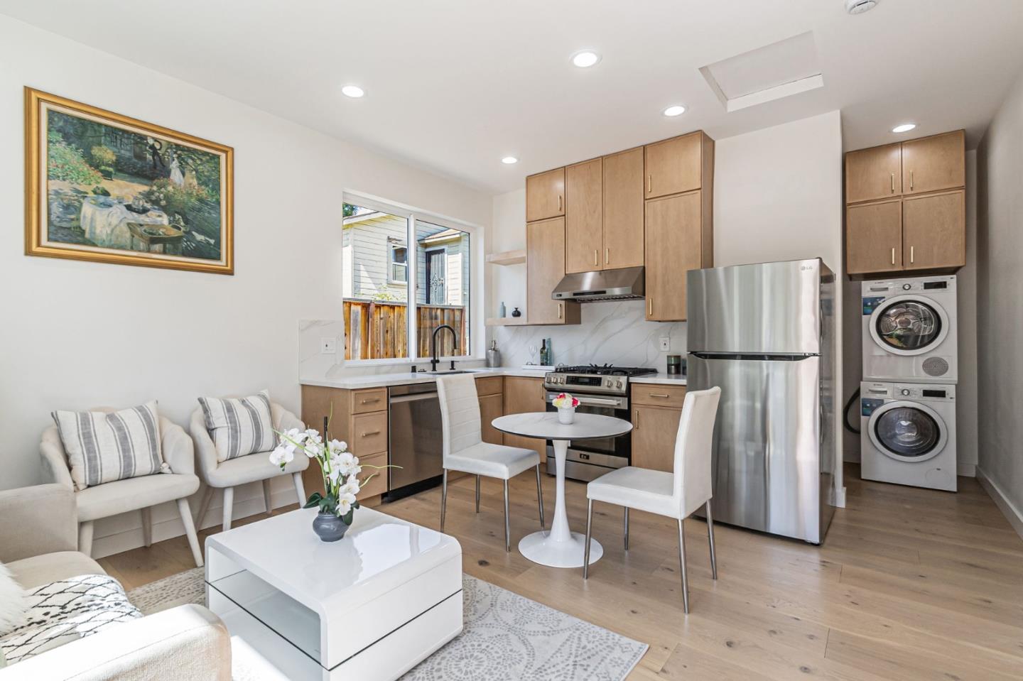 Detail Gallery Image 9 of 28 For 225 S Mathilda Ave, Sunnyvale,  CA 94086 - 3 Beds | 2 Baths