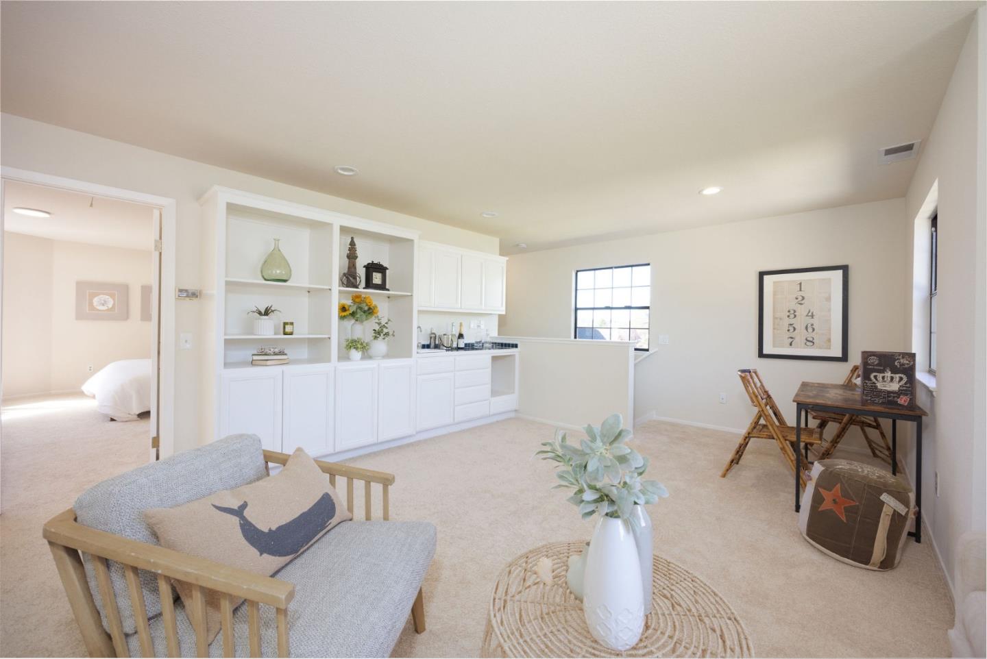 Detail Gallery Image 10 of 39 For 515 Sonora Ave, El Granada,  CA 94018 - 5 Beds | 3 Baths