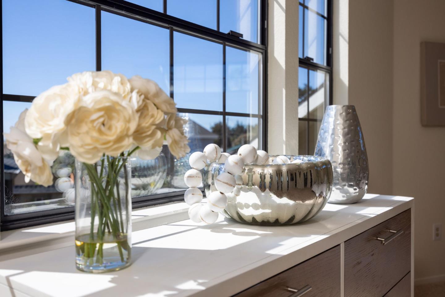 Detail Gallery Image 21 of 39 For 515 Sonora Ave, El Granada,  CA 94018 - 5 Beds | 3 Baths