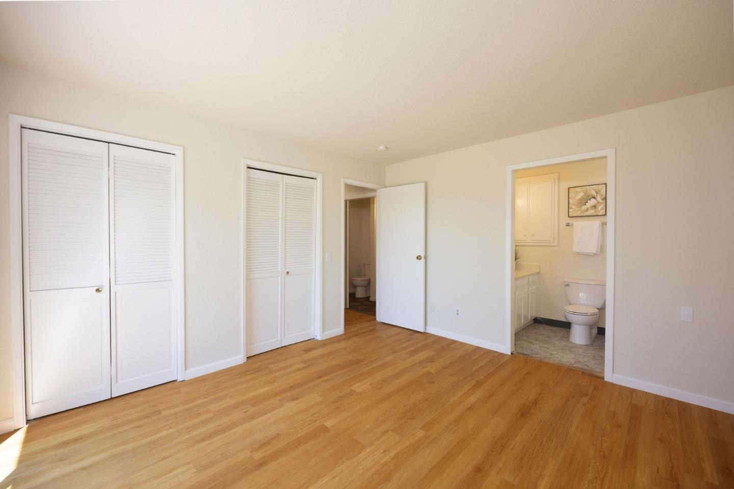 Detail Gallery Image 28 of 39 For 515 Sonora Ave, El Granada,  CA 94018 - 5 Beds | 3 Baths