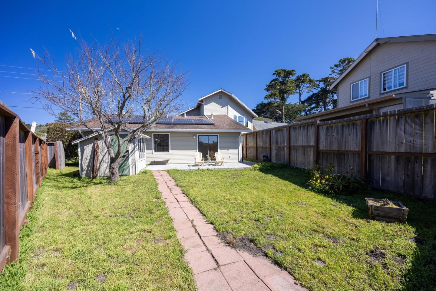 Detail Gallery Image 36 of 39 For 515 Sonora Ave, El Granada,  CA 94018 - 5 Beds | 3 Baths