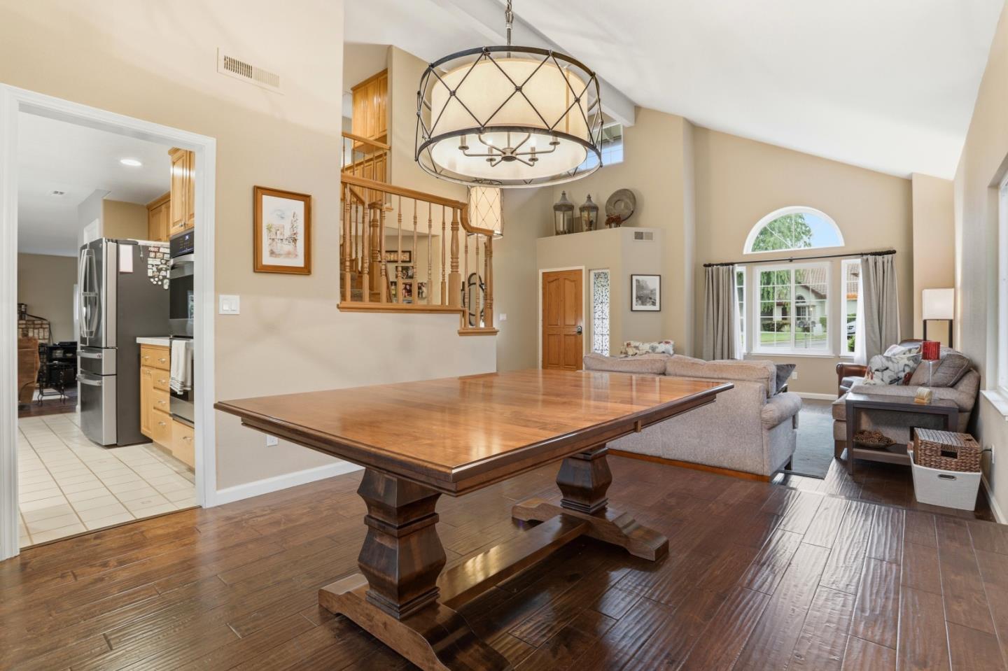 Detail Gallery Image 7 of 16 For 160 Zinfandel Cir, Scotts Valley,  CA 95066 - 5 Beds | 3 Baths