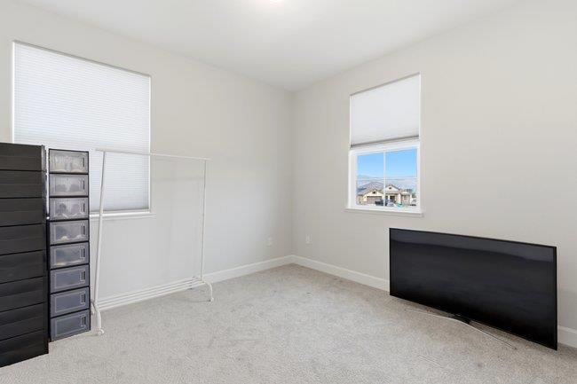 Detail Gallery Image 27 of 47 For 1096 Wildrose Dr, Hollister,  CA 95023 - 5 Beds | 4 Baths