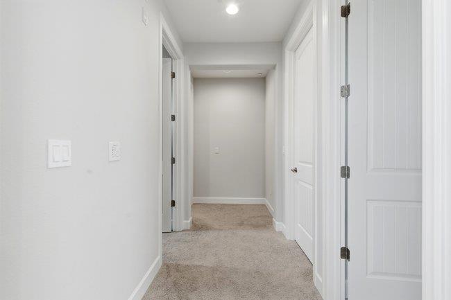 Detail Gallery Image 28 of 47 For 1096 Wildrose Dr, Hollister,  CA 95023 - 5 Beds | 4 Baths