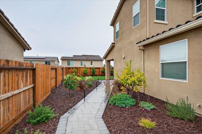 Detail Gallery Image 38 of 47 For 1096 Wildrose Dr, Hollister,  CA 95023 - 5 Beds | 4 Baths