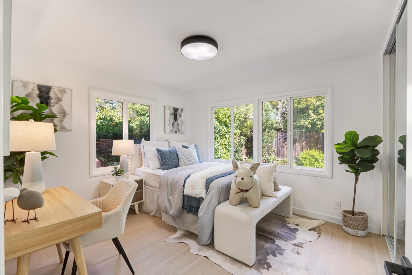 Detail Gallery Image 32 of 45 For 121 Lois Ln, Palo Alto,  CA 94303 - 3 Beds | 2 Baths